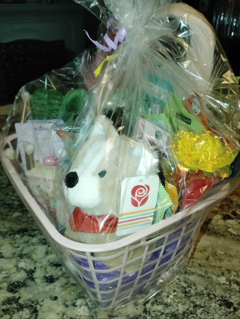 women's legacy pamper me basket huge Custom Gift Basket Large